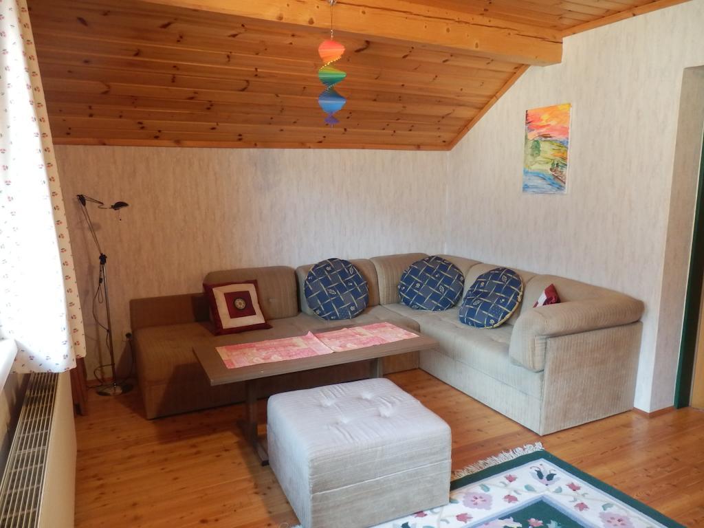 Ferienhaus Maier Daire Lind Oda fotoğraf